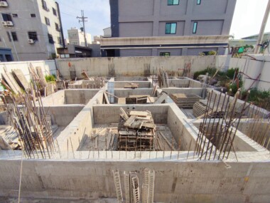 筏基地梁拆模